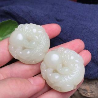 和田玉的油脂光泽是什么?揭秘白玉貔貅的魅力