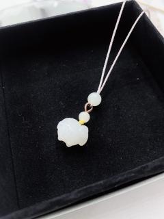 小绵羊和田玉项链!